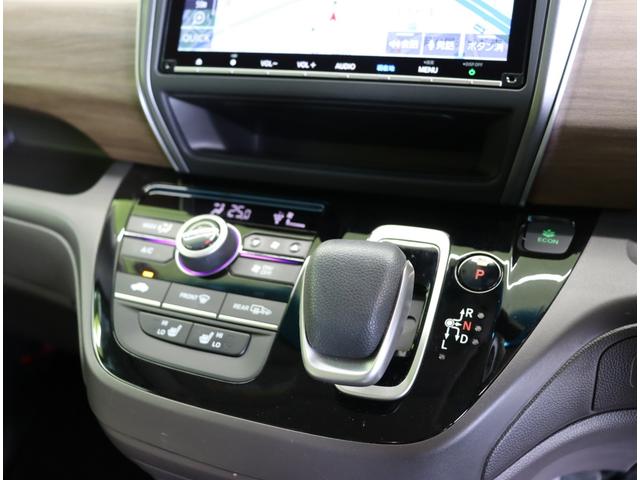 フリードハイブリッド ハイブリッド・G/ホンダセンシング/6人乗/ 9型フルセグナビ/Bカメラ/両側自動ドア/CMBS/アダプティブクルーズ/LKA/スマートキー/シートヒーター/ETC/ドラレコ/ミラーウインカー/オートLED/7AT/6人乗り(18枚目)