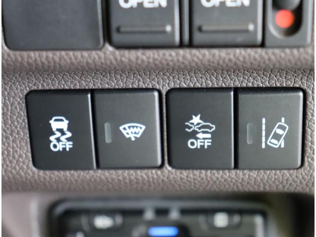 フリードハイブリッド ハイブリッド・G/ホンダセンシング/6人乗/ 9型フルセグナビ/Bカメラ/両側自動ドア/CMBS/アダプティブクルーズ/LKA/スマートキー/シートヒーター/ETC/ドラレコ/ミラーウインカー/オートLED/7AT/6人乗り(28枚目)