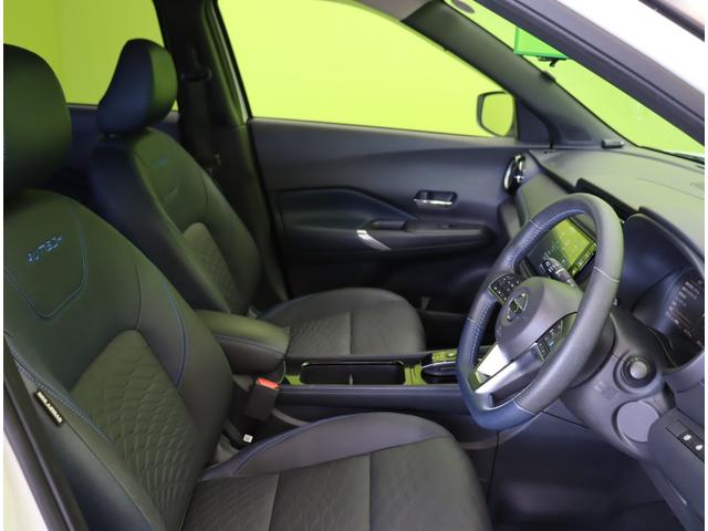 キックス オーテック／走行６５００ｋｍ／　９型フルセグナビ／アラウンドビュー／青黒コンビレザレットシート／エマブレ／プロパイロット／インテリキー／スマートルームミラー／ＥＴＣ／Ｆ＆Ｒソナー／ＬＥＤ／ルーフレール／１７ＡＷ／４ＷＤ（31枚目）