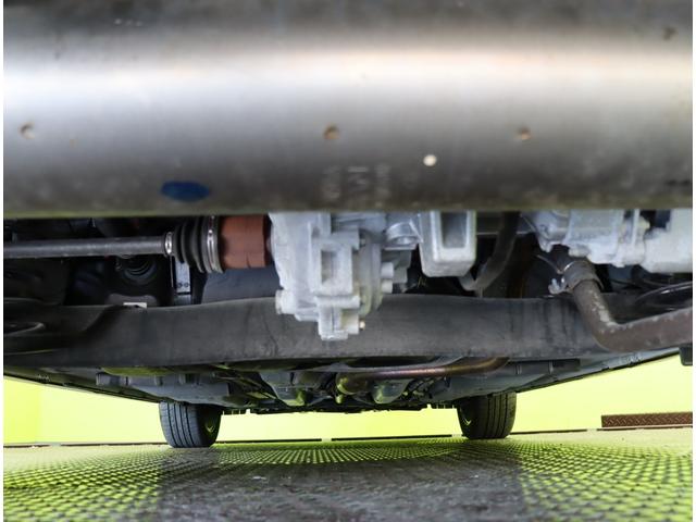 キックス オーテック／走行６５００ｋｍ／　９型フルセグナビ／アラウンドビュー／青黒コンビレザレットシート／エマブレ／プロパイロット／インテリキー／スマートルームミラー／ＥＴＣ／Ｆ＆Ｒソナー／ＬＥＤ／ルーフレール／１７ＡＷ／４ＷＤ（63枚目）