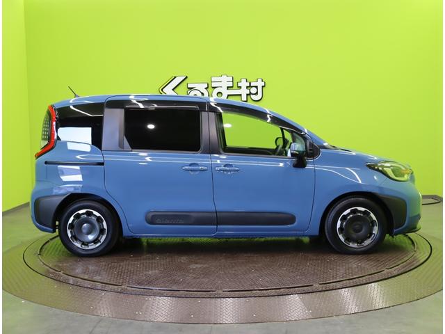 シエンタ ハイブリッドZ/セーフティセンス/7人乗/ Dオーディオ/パノラミックビュー/両側自動ドア/スマートキー/革巻ステア/レーダークルーズ/プリクラッシュ/PKSB/BSM/ミラーウインカー/クリアランスソナー/LED/CVT/7人(5枚目)