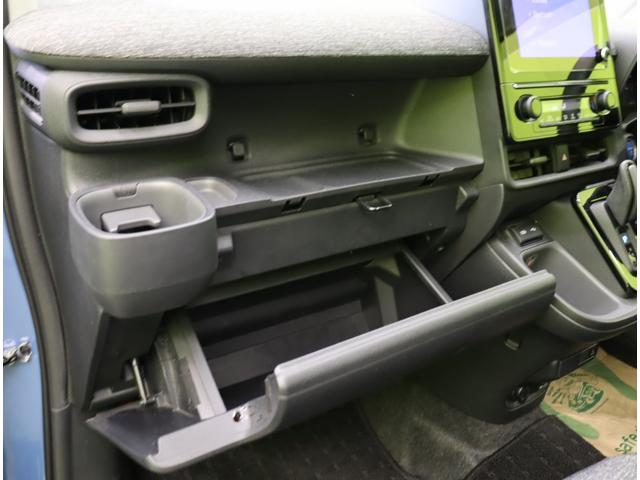 シエンタ ハイブリッドZ/セーフティセンス/7人乗/ Dオーディオ/パノラミックビュー/両側自動ドア/スマートキー/革巻ステア/レーダークルーズ/プリクラッシュ/PKSB/BSM/ミラーウインカー/クリアランスソナー/LED/CVT/7人(51枚目)