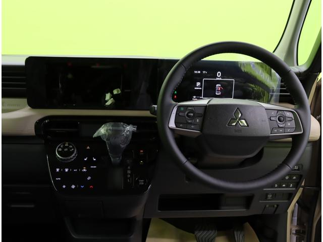 デリカミニ Ｇ　プレミアム／　マルチアラウンドモニター／両側パワースライドドア／マイパイロット／車線逸脱抑制／ハーフレザー／シートヒーター／スマートキー／ミラーウインカー／オートＬＥＤ／１４ＡＷ／ＣＶＴ（11枚目）