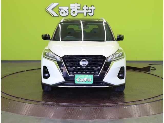 キックス Ｘ／２トーンカラー／インテリジェントルームミラー／　９型フルセグナビ／Ｂカメラ／ハーフレザー／プロパイロット／エマブレ／ＬＤＷインテリジェントルームミラー／インテリキー／ＥＴＣ／ドラレコ／ルーフレール／ＬＥＤ／１７ＡＷ／２トーン（3枚目）