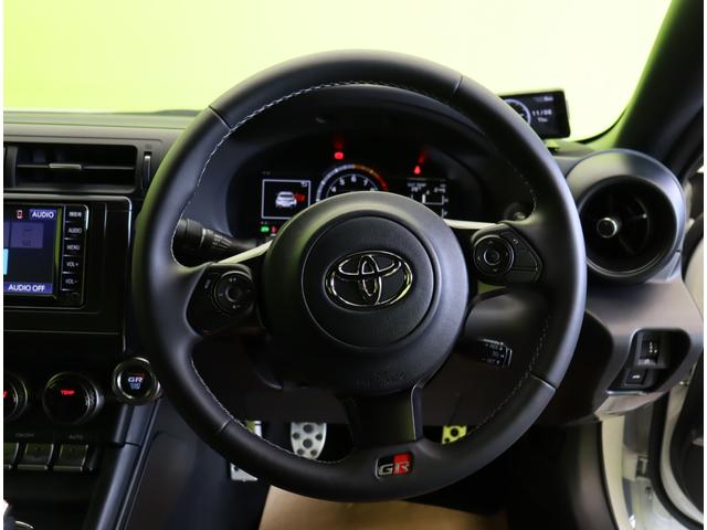 ＧＲ８６ ＳＺ／走行５３００ｋｍ／６速ＭＴ／　ワンセグＳＤナビ／Ｂカメラ／クルコン／革巻ステア／Ｐスタート／スマートキー／ＥＴＣ／ドラレコ／電格ミラー／オートＬＥＤ／１７ＡＷ／６速ＭＴ／ＴＲＣ＆ＶＳＣ（20枚目）