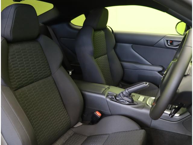 ＧＲ８６ ＳＺ／走行５３００ｋｍ／６速ＭＴ／　ワンセグＳＤナビ／Ｂカメラ／クルコン／革巻ステア／Ｐスタート／スマートキー／ＥＴＣ／ドラレコ／電格ミラー／オートＬＥＤ／１７ＡＷ／６速ＭＴ／ＴＲＣ＆ＶＳＣ（29枚目）