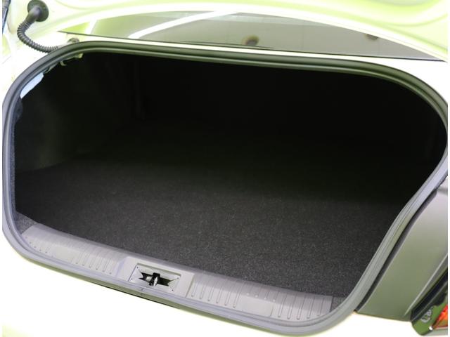 ＧＲ８６ ＳＺ／走行５３００ｋｍ／６速ＭＴ／　ワンセグＳＤナビ／Ｂカメラ／クルコン／革巻ステア／Ｐスタート／スマートキー／ＥＴＣ／ドラレコ／電格ミラー／オートＬＥＤ／１７ＡＷ／６速ＭＴ／ＴＲＣ＆ＶＳＣ（33枚目）