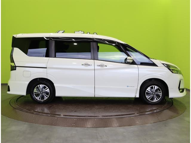 セレナ ｅ－パワー　ハイウェイスターＶ／フロントスポイラー／　１０型フルセグナビ／両側パワースライドドア／プロパイロット／エマブレ／ＬＤＷ／ＢＳＷ／インテリキー／ミラーウインカー／Ｆ＆Ｒソナー／オートＬＥＤ／Ｆスポイラー／１５ＡＷ／７人乗り（5枚目）