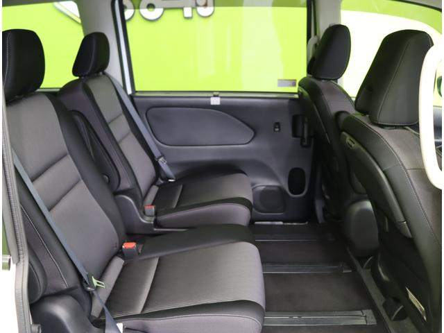 セレナ ｅ－パワー　ハイウェイスターＶ／フロントスポイラー／　１０型フルセグナビ／両側パワースライドドア／プロパイロット／エマブレ／ＬＤＷ／ＢＳＷ／インテリキー／ミラーウインカー／Ｆ＆Ｒソナー／オートＬＥＤ／Ｆスポイラー／１５ＡＷ／７人乗り（33枚目）