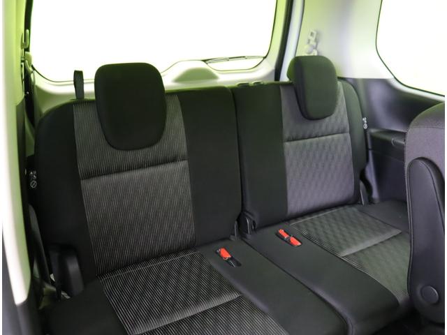 セレナ ｅ－パワー　ハイウェイスターＶ／フロントスポイラー／　１０型フルセグナビ／両側パワースライドドア／プロパイロット／エマブレ／ＬＤＷ／ＢＳＷ／インテリキー／ミラーウインカー／Ｆ＆Ｒソナー／オートＬＥＤ／Ｆスポイラー／１５ＡＷ／７人乗り（36枚目）