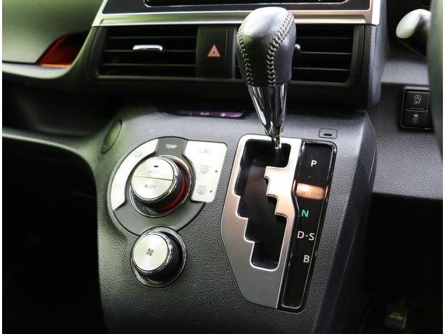 シエンタ G クエロ/買取車/2トーンカラー/7人乗/ フルセグSDナビ/パノラミックビューM/両側自動ドア/ETC/スマートキー/ハーフレザー/セーフティセンス/PKSB/クリアランスソナー/LED/ミラーウインカー/16AW/CVT(17枚目)