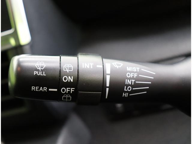 シエンタ G クエロ/買取車/2トーンカラー/7人乗/ フルセグSDナビ/パノラミックビューM/両側自動ドア/ETC/スマートキー/ハーフレザー/セーフティセンス/PKSB/クリアランスソナー/LED/ミラーウインカー/16AW/CVT(22枚目)