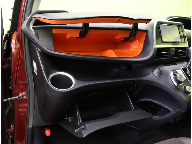 シエンタ G クエロ/買取車/2トーンカラー/7人乗/ フルセグSDナビ/パノラミックビューM/両側自動ドア/ETC/スマートキー/ハーフレザー/セーフティセンス/PKSB/クリアランスソナー/LED/ミラーウインカー/16AW/CVT(51枚目)