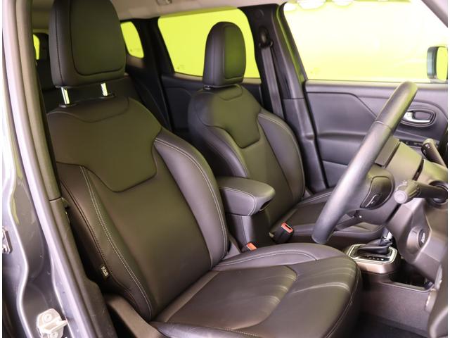 ジープ・レネゲード リミテッド／走行２０４００ｋｍ／黒革シート／　フルセグナビ／Ｂカメラ／黒革Ｐシートヒーター／ＥＴＣ／アクティブブレーキ／ブライドスポット／アダプティブクルコン／レーンキープ／パークセンス／ルーフレール／ＬＥＤ／１７ＡＷ／６ＡＴ（33枚目）