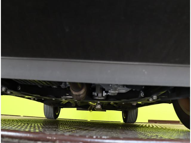 ジープ・レネゲード リミテッド／走行２０４００ｋｍ／黒革シート／　フルセグナビ／Ｂカメラ／黒革Ｐシートヒーター／ＥＴＣ／アクティブブレーキ／ブライドスポット／アダプティブクルコン／レーンキープ／パークセンス／ルーフレール／ＬＥＤ／１７ＡＷ／６ＡＴ（67枚目）