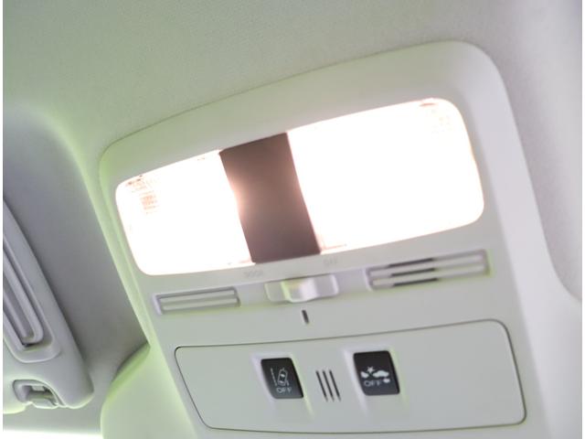 フォレスター Ｓ－リミテッド／アドバンスドＰＫＧ／４ＷＤ／　フルセグナビ／Ｂカメラ／ハーフレザー／アイサイト／レーダークルーズ／ＢＳＭ／パドルシフト／スマートキー／アイドリングＳ／Ｐバックドア／ルーフレール／オートＬＥＤ／１８ＡＷ／ＣＶＴ（31枚目）