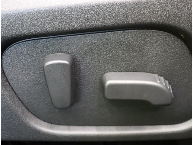 フォレスター Ｓ－リミテッド／アドバンスドＰＫＧ／４ＷＤ／　フルセグナビ／Ｂカメラ／ハーフレザー／アイサイト／レーダークルーズ／ＢＳＭ／パドルシフト／スマートキー／アイドリングＳ／Ｐバックドア／ルーフレール／オートＬＥＤ／１８ＡＷ／ＣＶＴ（36枚目）