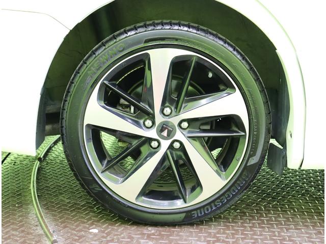 ヴォクシー ＺＳ　煌ＩＩＩ／１０型ナビ／フリップダウンＭ／７人乗／　１０型フルセグナビ／Ｂカメラ／フリップダウンＭ／両側自動ドア／革調シートカバー／スマートキー／ウッドコンビＨ／セーフティセンス／クリアランスソナー／オートＬＥＤ／モデリスタ１８ＡＷ／ＣＶＴ（69枚目）