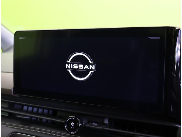 セレナ ｅ－パワー　ハイウェイスターＶ／フリップダウンＭ／　１２．３型フルセグナビ／アラウンドビュー／フリップダウンＭ／両側自動ドア／ＥＴＣ／プロパイロット／インテリジェントルームミラー／インテリキー／ワイヤレス充電／オートＬＥＤ／１６ＡＷ／８人（12枚目）