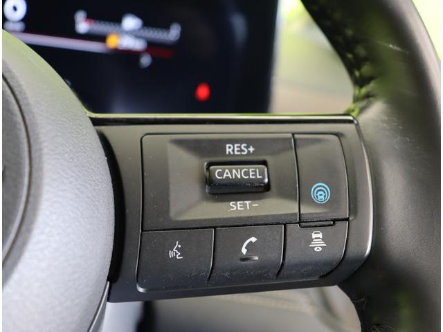 セレナ ｅ－パワー　ハイウェイスターＶ／フリップダウンＭ／　１２．３型フルセグナビ／アラウンドビュー／フリップダウンＭ／両側自動ドア／ＥＴＣ／プロパイロット／インテリジェントルームミラー／インテリキー／ワイヤレス充電／オートＬＥＤ／１６ＡＷ／８人（23枚目）