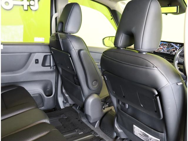 セレナ ｅ－パワー　ハイウェイスターＶ／フリップダウンＭ／　１２．３型フルセグナビ／アラウンドビュー／フリップダウンＭ／両側自動ドア／ＥＴＣ／プロパイロット／インテリジェントルームミラー／インテリキー／ワイヤレス充電／オートＬＥＤ／１６ＡＷ／８人（41枚目）