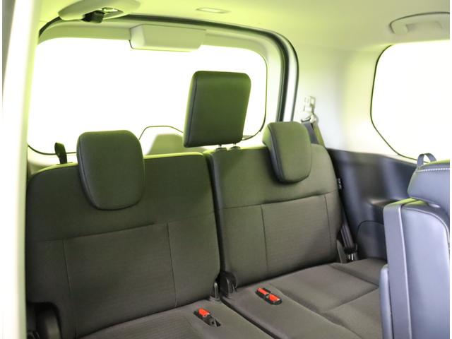 セレナ ｅ－パワー　ハイウェイスターＶ／フリップダウンＭ／　１２．３型フルセグナビ／アラウンドビュー／フリップダウンＭ／両側自動ドア／ＥＴＣ／プロパイロット／インテリジェントルームミラー／インテリキー／ワイヤレス充電／オートＬＥＤ／１６ＡＷ／８人（46枚目）