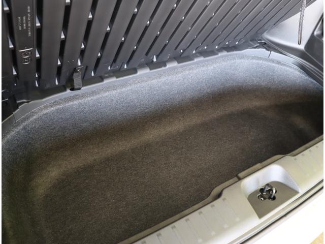 セレナ ｅ－パワー　ハイウェイスターＶ／フリップダウンＭ／　１２．３型フルセグナビ／アラウンドビュー／フリップダウンＭ／両側自動ドア／ＥＴＣ／プロパイロット／インテリジェントルームミラー／インテリキー／ワイヤレス充電／オートＬＥＤ／１６ＡＷ／８人（49枚目）