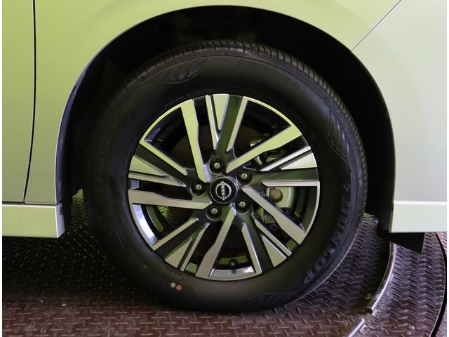 セレナ ｅ－パワー　ハイウェイスターＶ／フリップダウンＭ／　１２．３型フルセグナビ／アラウンドビュー／フリップダウンＭ／両側自動ドア／ＥＴＣ／プロパイロット／インテリジェントルームミラー／インテリキー／ワイヤレス充電／オートＬＥＤ／１６ＡＷ／８人（76枚目）