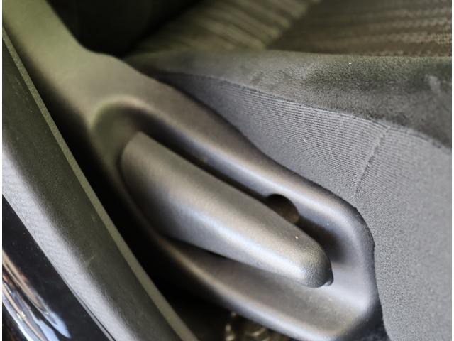 ＮＶ３５０キャラバンバン ロングプレミアムＧＸ　アーバンクロム／４ＷＤ／フルエアロ／　フルセグメモリーナビ／アラウンドビュー／左側自動ドア／インテリキー／ＥＴＣ／ドラレコ／エマブレ／ミラーウインカー／オートＬＥＤ＆フォグライト／フルエアロ／純正１５ＡＷ／５ＡＴ（32枚目）