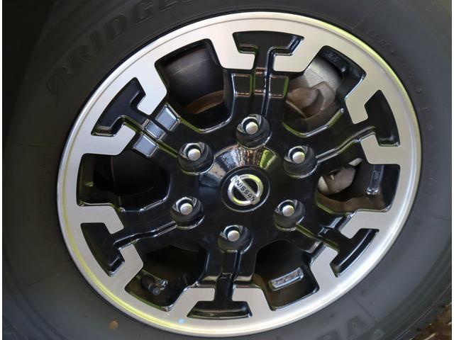 ＮＶ３５０キャラバンバン ロングプレミアムＧＸ　アーバンクロム／４ＷＤ／フルエアロ／　フルセグメモリーナビ／アラウンドビュー／左側自動ドア／インテリキー／ＥＴＣ／ドラレコ／エマブレ／ミラーウインカー／オートＬＥＤ＆フォグライト／フルエアロ／純正１５ＡＷ／５ＡＴ（55枚目）