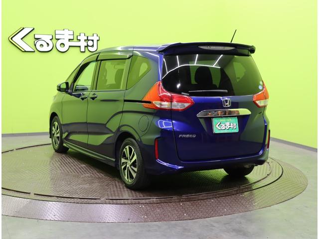 フリード Ｇ／モデューロエアロ／６人乗／　Ｄオーディオ／カメラ／ポータブルナビ／左側自動ドア／スマートキー／ＥＴＣ／革巻ステア／ハーフレザー／ミラーウインカー／オートＬＥＤ／フォグライト／１５ＡＷ／ＣＶＴ／６人乗り（8枚目）