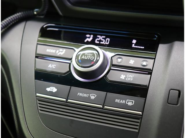 フリード Ｇ／モデューロエアロ／６人乗／　Ｄオーディオ／カメラ／ポータブルナビ／左側自動ドア／スマートキー／ＥＴＣ／革巻ステア／ハーフレザー／ミラーウインカー／オートＬＥＤ／フォグライト／１５ＡＷ／ＣＶＴ／６人乗り（15枚目）