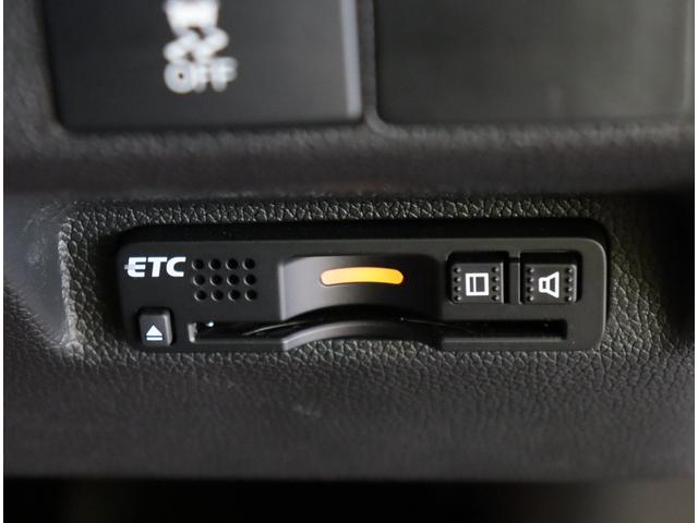 フリード Ｇ／モデューロエアロ／６人乗／　Ｄオーディオ／カメラ／ポータブルナビ／左側自動ドア／スマートキー／ＥＴＣ／革巻ステア／ハーフレザー／ミラーウインカー／オートＬＥＤ／フォグライト／１５ＡＷ／ＣＶＴ／６人乗り（28枚目）