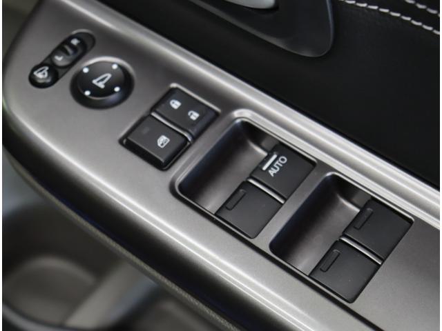 フリード Ｇ／モデューロエアロ／６人乗／　Ｄオーディオ／カメラ／ポータブルナビ／左側自動ドア／スマートキー／ＥＴＣ／革巻ステア／ハーフレザー／ミラーウインカー／オートＬＥＤ／フォグライト／１５ＡＷ／ＣＶＴ／６人乗り（36枚目）