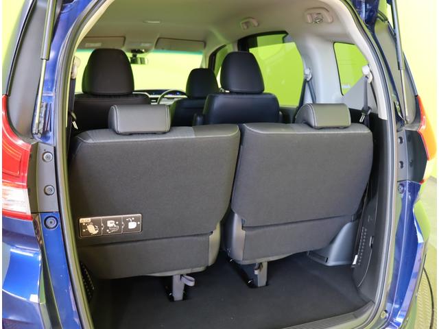 フリード Ｇ／モデューロエアロ／６人乗／　Ｄオーディオ／カメラ／ポータブルナビ／左側自動ドア／スマートキー／ＥＴＣ／革巻ステア／ハーフレザー／ミラーウインカー／オートＬＥＤ／フォグライト／１５ＡＷ／ＣＶＴ／６人乗り（42枚目）