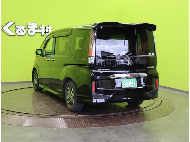 ステップワゴンスパーダ スパーダアドバンスパッケージβ／８人乗り／　９型フルセグナビ／Ｂカメラ／両側自動ドア／アダプティブクルコン／ＣＭＢＳ／スマートキー／ＥＴＣ／前後ドラレコ／革巻ステア／アイドリングＳ／わくわくゲート／オートＬＥＤ／１６ＡＷ／ＣＶＴ（8枚目）