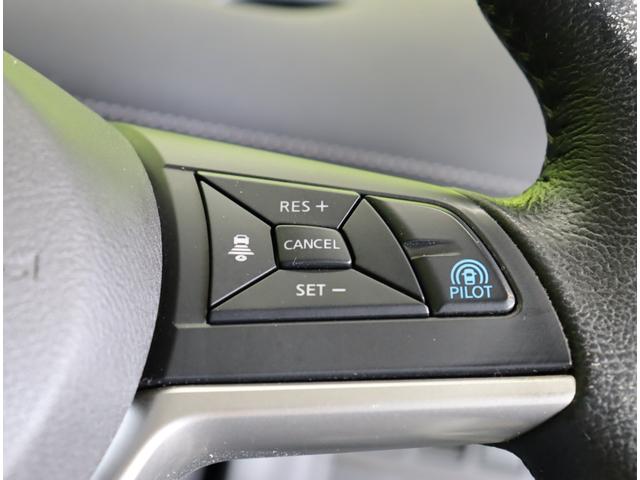 セレナ ハイウェイスター プロパイロットエディション/8人乗/ 9型フルセグナビ/Bカメラ/両側自動ドア/プロパイロット/エマブレ/LDW/インテリキー/ETC/ドラレコ/革巻ステア/アイドリングS/ヘッドライト/16AW/F&Rソナー/CVT(22枚目)