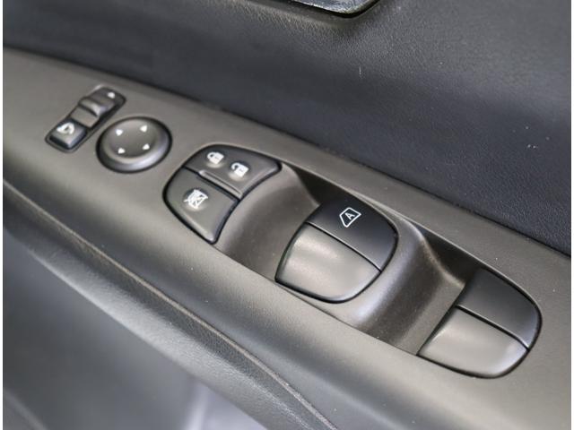 セレナ ハイウェイスター プロパイロットエディション/8人乗/ 9型フルセグナビ/Bカメラ/両側自動ドア/プロパイロット/エマブレ/LDW/インテリキー/ETC/ドラレコ/革巻ステア/アイドリングS/ヘッドライト/16AW/F&Rソナー/CVT(37枚目)