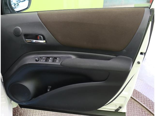 シエンタ ハイブリッドＧ　クエロ／モデリスタエアロ／７人乗／　フルセグＳＤナビ／パノラミックビュー／両側自動ドア／ハーフレザー／ＥＴＣ／スマートキー／セーフティセンス／ＰＫＳＢ／クリアランスソナー／オートＬＥＤ／モデリスタエアロ／ＣＶＴ／７人乗（21枚目）