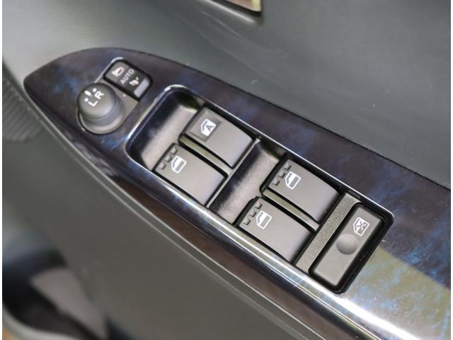 タント カスタムＸ　トップエディションＳＡＩＩＩ／走行５２１００ｋｍ　／８型フルセグＳＤナビ／Ｂカメラ／左側パワースライドドア／スマートアシスト／ハーフレザー／シートヒーター／スマートキー／電格ミラー／ミラーウインカー／オートＬＥＤ／１４ＡＷ／ＣＶＴ（33枚目）