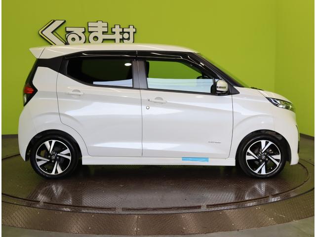 デイズ ハイウェイスター　Ｇターボプロパイロットエディション／　９型フルセグナビ／アラウンドビュー／インテリキー／Ｐスタート／アイドリングＳ／エマブレ／プロパイロット／ベンチシート／革巻ステア／オートＬＥＤ／Ｆ＆Ｒソナー／１５ＡＷ／ＣＶＴ（5枚目）