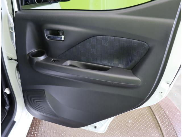 デイズ ハイウェイスター　Ｇターボプロパイロットエディション／　９型フルセグナビ／アラウンドビュー／インテリキー／Ｐスタート／アイドリングＳ／エマブレ／プロパイロット／ベンチシート／革巻ステア／オートＬＥＤ／Ｆ＆Ｒソナー／１５ＡＷ／ＣＶＴ（41枚目）