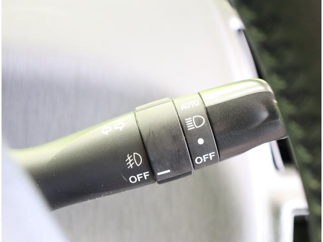 ���I�[�g���C�g��