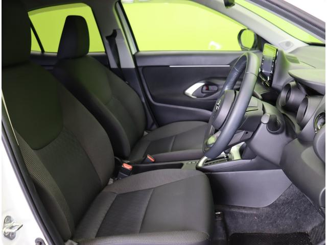 ヤリスクロス ハイブリッドＧ／買取車／セーフティセンス／　ディスプレイオーディオ／Ｂカメラ／スマートキー／ＥＴＣ／レーダークルーズ／プリクラッシュ／ＢＳＭ／ＰＫＳＢ／オートハイビーム／ＬＥＤ／クリアランスソナー／１６ＡＷ／ＣＶＴ（32枚目）