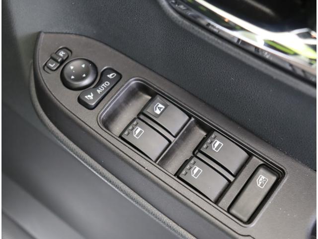 タント カスタムＸ／９型Ｄオーディオ／ＯＰカラー／　９型Ｄオーディオ／Ｂカメラ／両側自動スライドドア／スマートキー／ハーフレザー／シートヒーター／アイドリングＳ／スマートアシスト／ミラーウインカー／ＬＥＤ／１４ＡＷ／ＣＶＴ（33枚目）