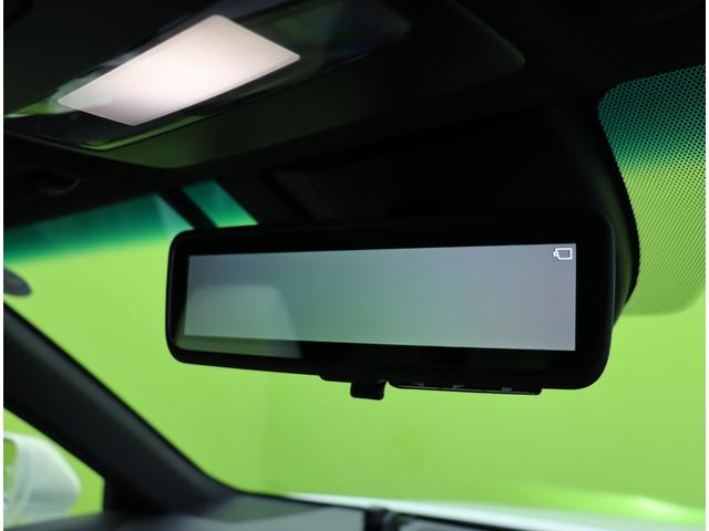 ���f�W�^���C���i�[�~���[��