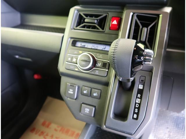 タフト G ダーククロムベンチャー/届出済未使用車/ シートヒーター/スマアシ/アダプティブクルコン/アイドリングS/革巻ステア/スマートキー/クリアランスソナー/スカイフィールトップ/LED/15AW/CVT(13枚目)