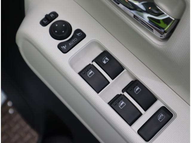 ムーヴキャンバス ストライプスＧ／届出済未使用車／　両側自動ドア／スマートアシスト／アイドリングＳ／Ｐスタート／スマートキー／ベンチシート／ＨＯＴカップホルダー／電格ミラー／オートＬＥＤ／フォグ／ＣＶＴ（25枚目）