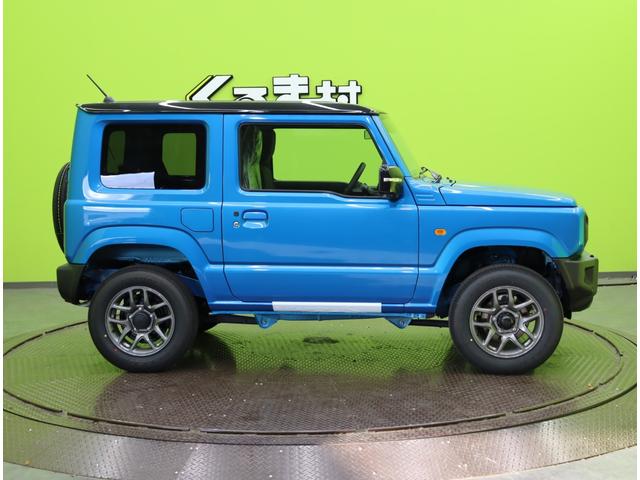 ジムニー ＸＣ／登録済未使用車／　デュアルセンサーブレーキサポート／アダプティブクルコン／シートヒーター／スマートキー／革巻ステア／ハイビームアシスト／ＬＥＤライト／背面タイヤ／Ｆ＆Ｒソナー／１６ＡＷ／５ＭＴ（5枚目）