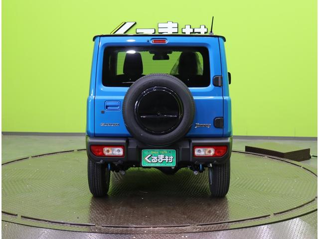 ジムニー ＸＣ／登録済未使用車／　デュアルセンサーブレーキサポート／アダプティブクルコン／シートヒーター／スマートキー／革巻ステア／ハイビームアシスト／ＬＥＤライト／背面タイヤ／Ｆ＆Ｒソナー／１６ＡＷ／５ＭＴ（7枚目）
